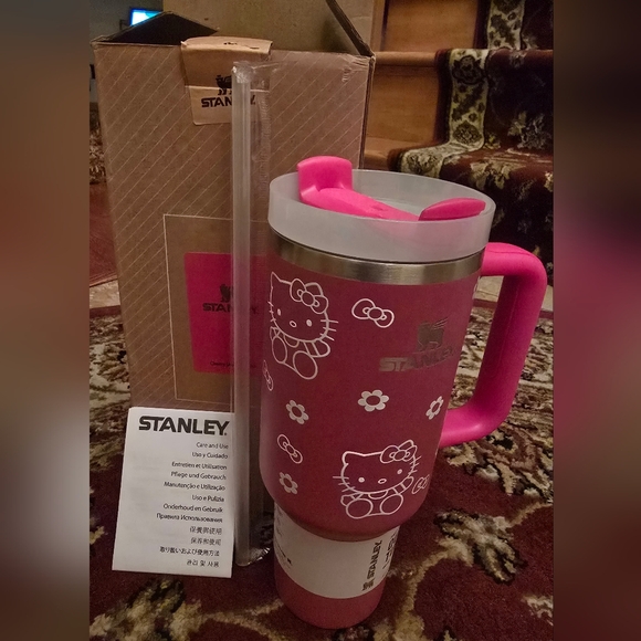 Hello Kitty x Stanley Pink Tumbler – New in Box 💕 Limited Edition - Picture 1 of 16